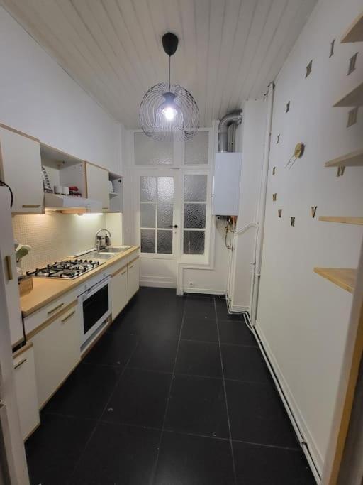 Appartement Style Haussmannien 1 Bedroom Brussels Exterior photo