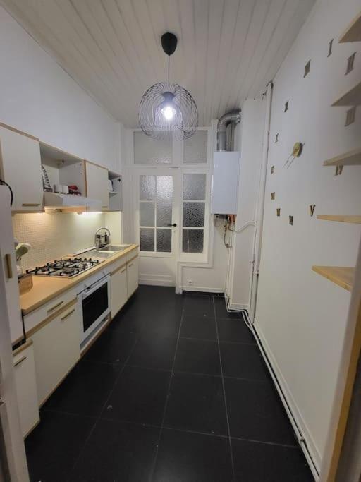 Appartement Style Haussmannien 1 Bedroom Brussels Exterior photo